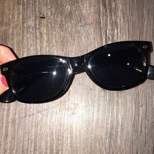 Mossimo Wayfarer style Target sunglasses